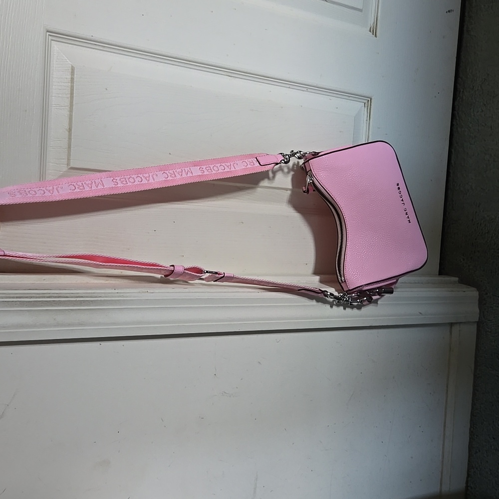 Marc Jacobs pink crossbody with silver hardware and crossbody strap